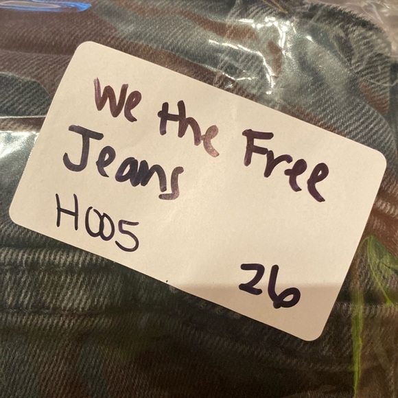 We the Free Distressed Faded Black Skinny Jeans Sz 26 - Picture 6 of 6